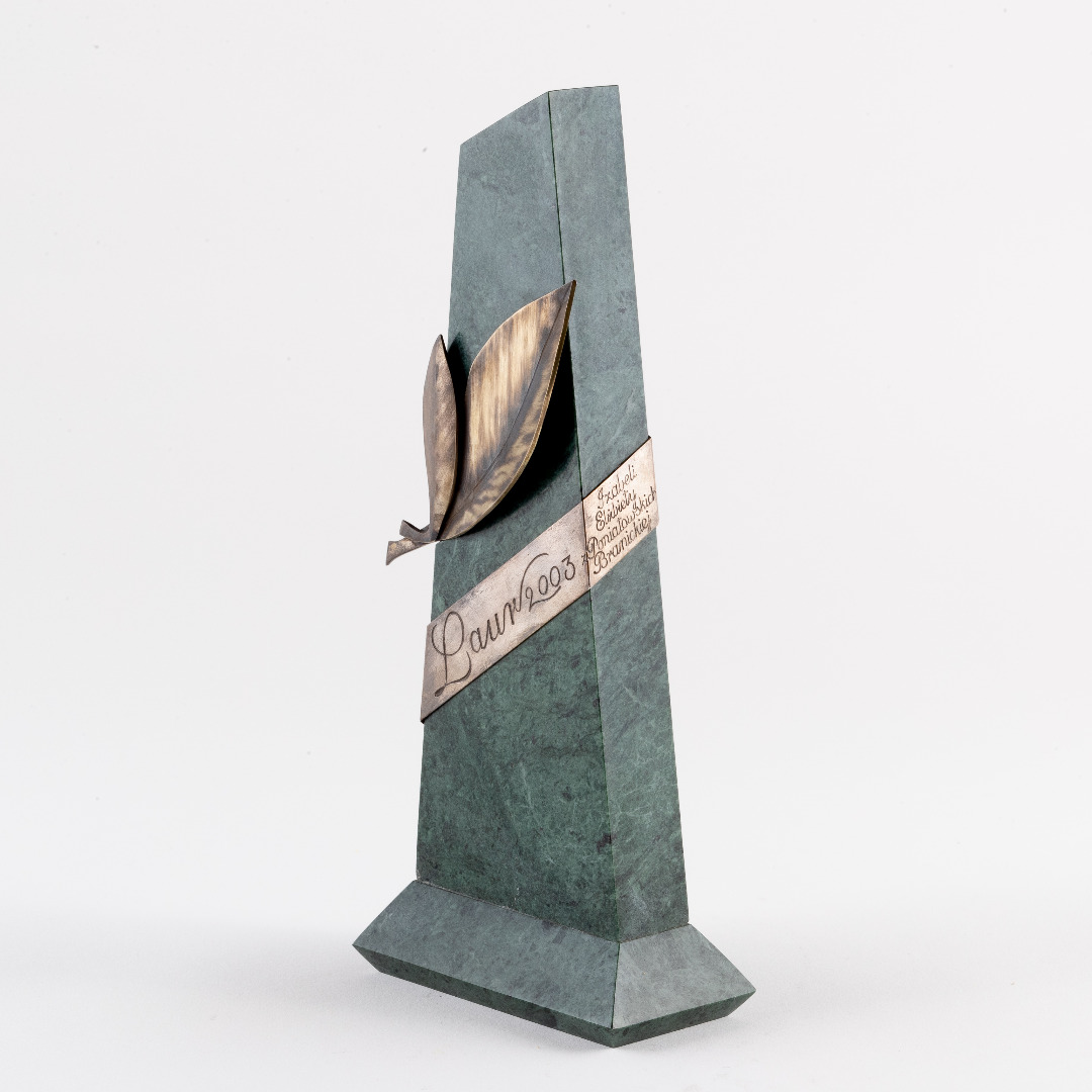 Statuetka Ogólnopolskiej Nagrody Artystycznej Laur 2003