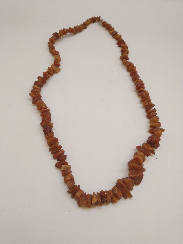 Naszyjnik bursztynowy